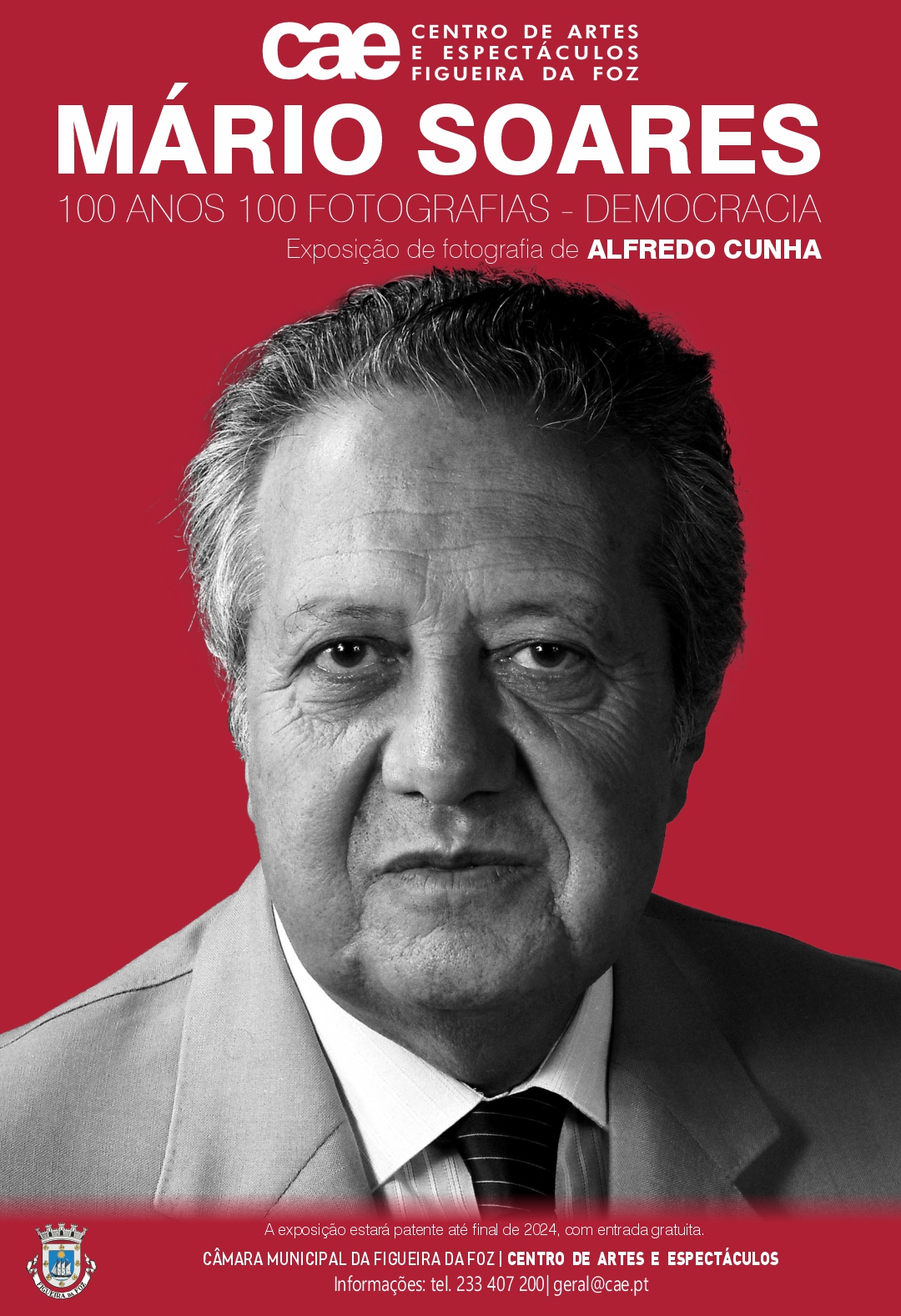 Cartaz de exposição do trabalho do Fotógrafo Mario Soares - 100 Anos – 100 Fotografias – Democracia